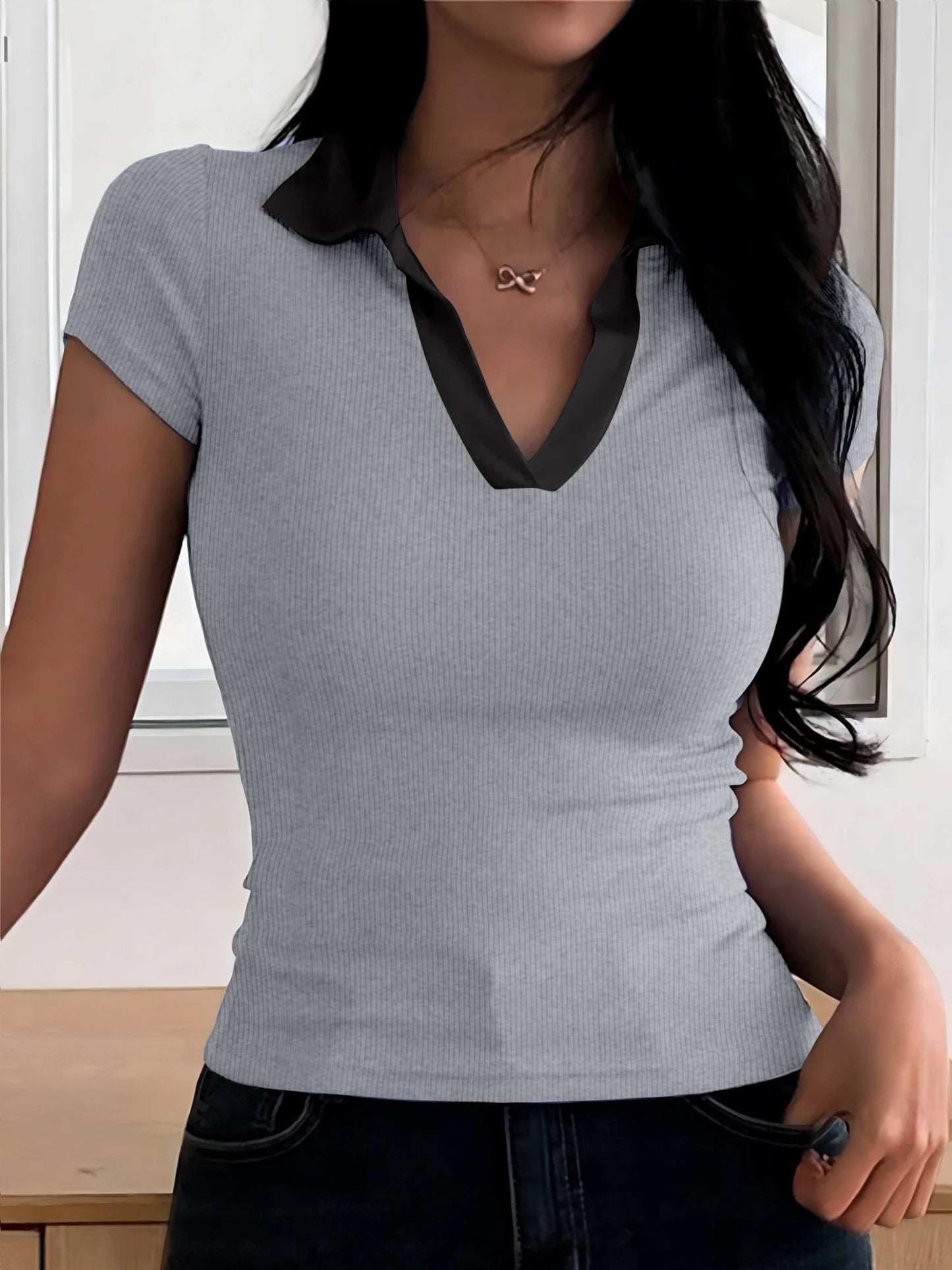 Dam T-shirt | Slim Fit, V-ringad 100% Bomull, Färgglad Design 9
