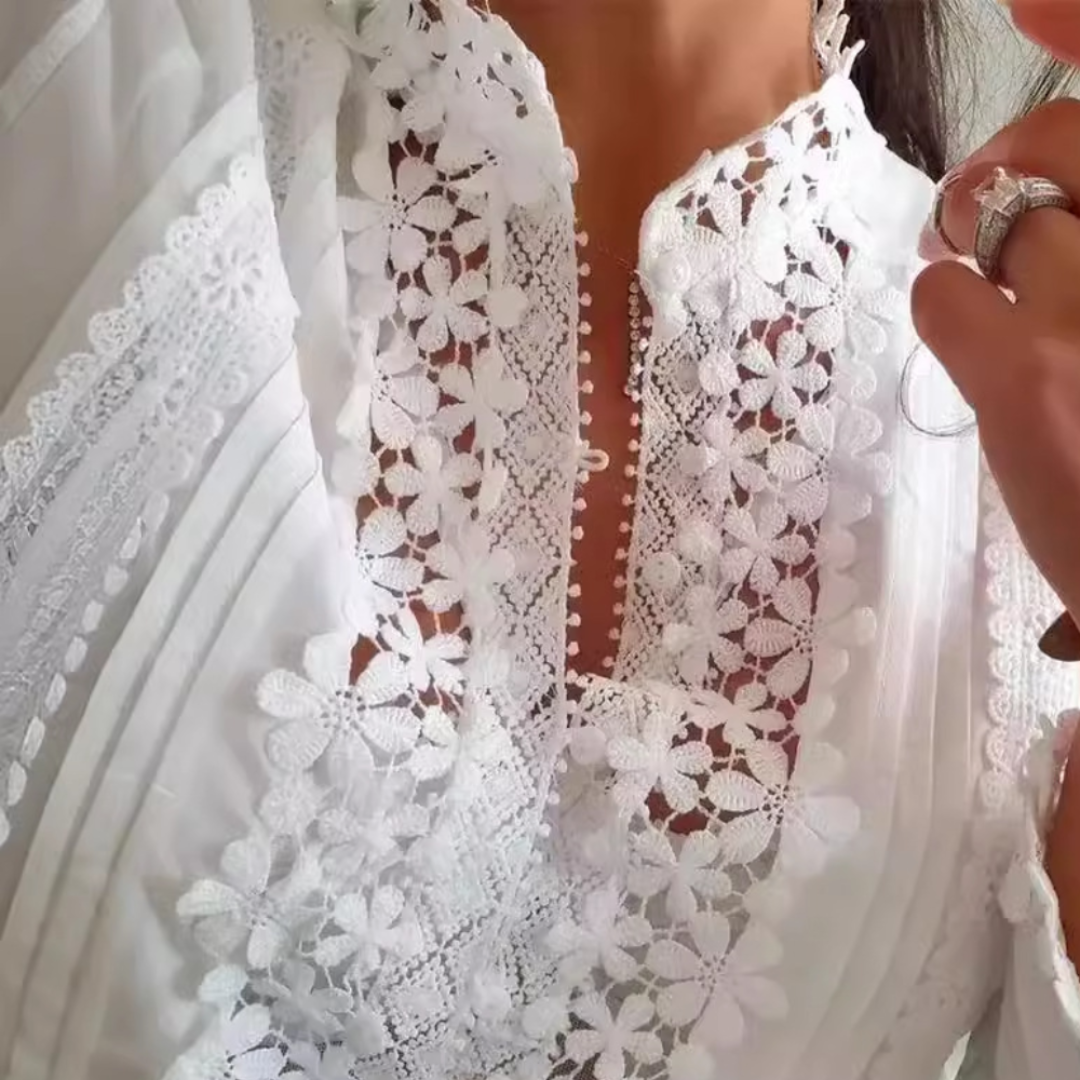 Dam Vit Blus | Spetsdetaljer, Blommönster | Selina 2