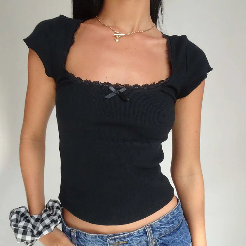 Kvinna Vintage T-shirt | Spetsdetalj, Crop Top | Nova 7