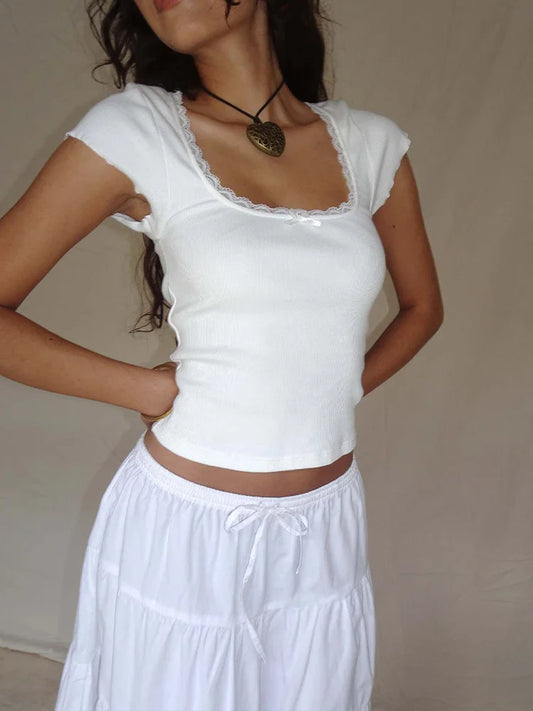 Kvinna Vintage T-shirt | Spetsdetalj, Crop Top | Nova 0